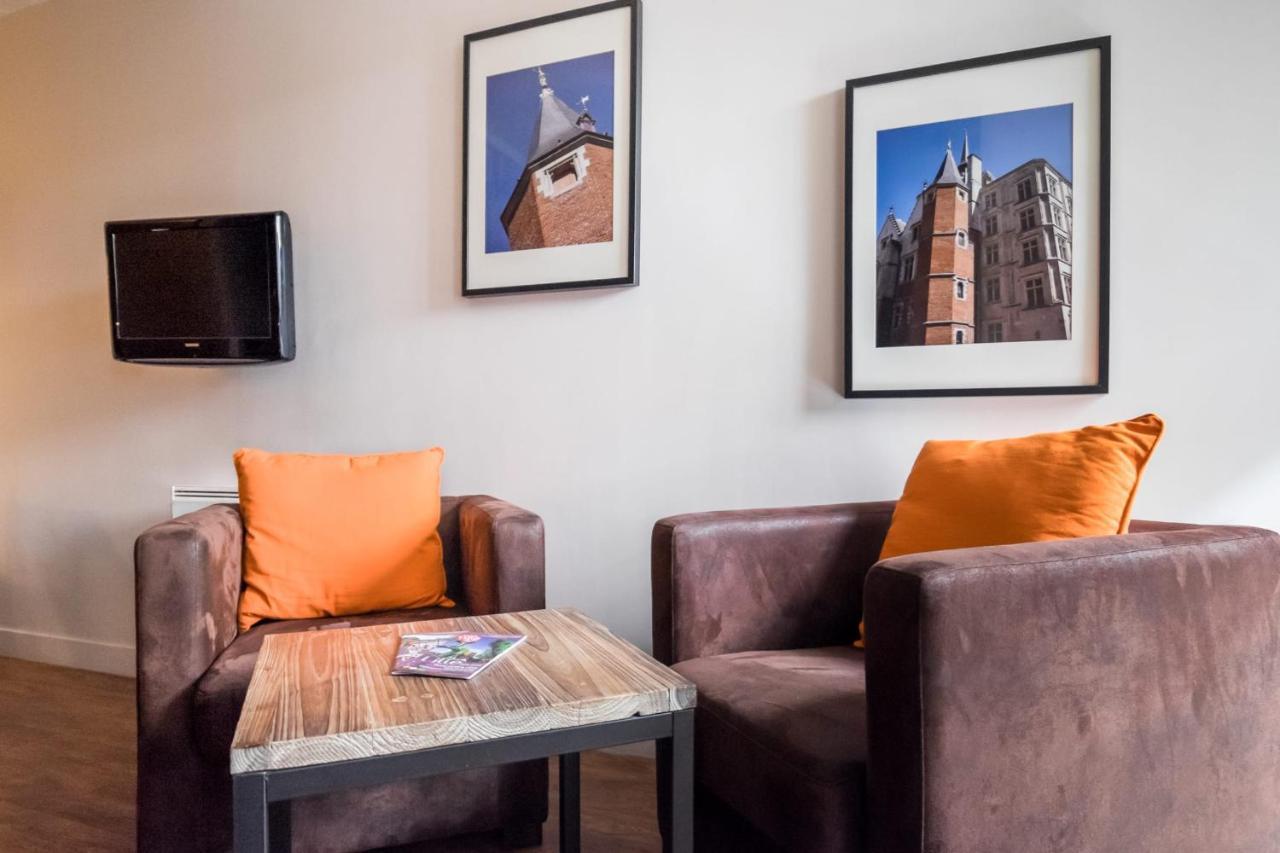 Vieille Bourse - Studio Close To Stations And Old City - Welkeys ليل المظهر الخارجي الصورة